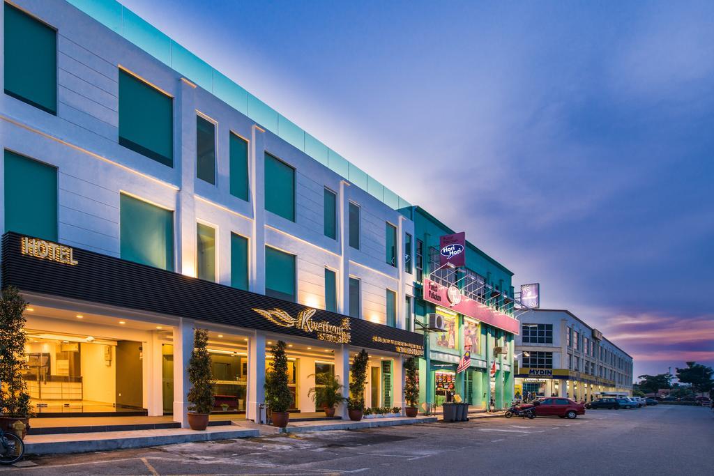 Riverfront Sentral Hotel Malacca Exterior photo