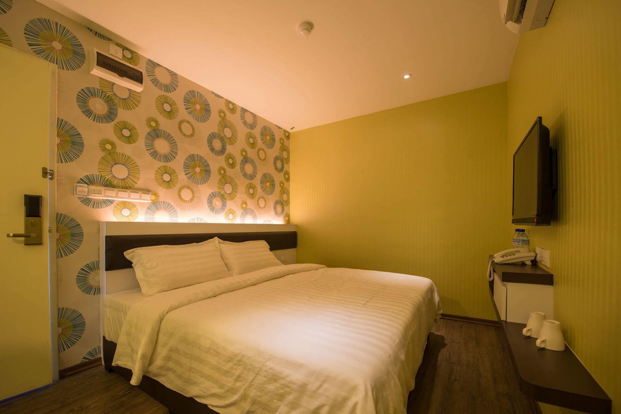 Riverfront Sentral Hotel Malacca Exterior photo